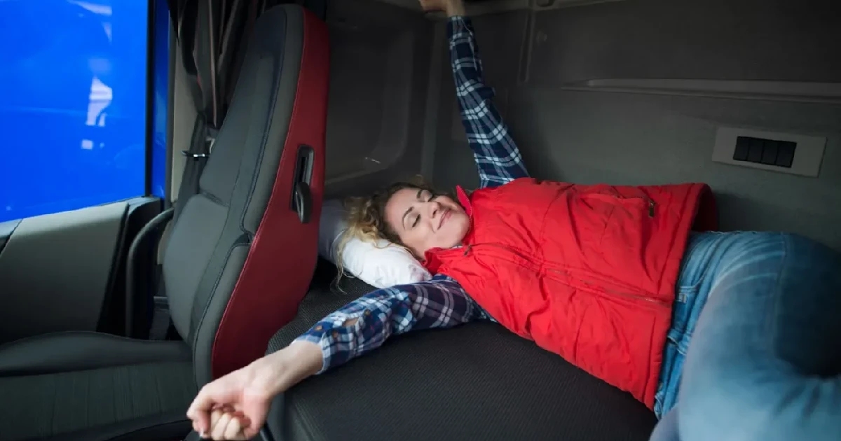 นอนในรถ