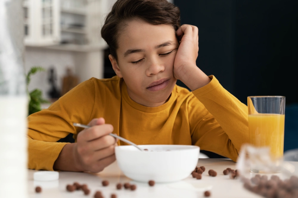 child eating dirty house child eating dirty house